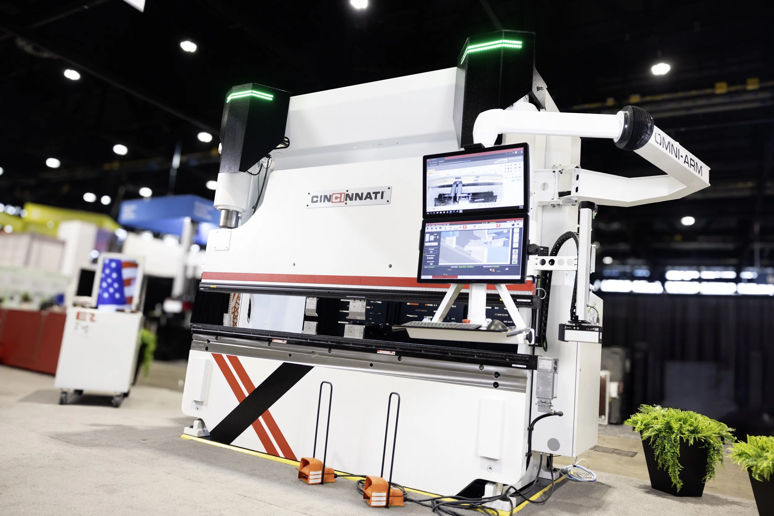 XFORM Press Brake | Hydraulic, Hybrid, Custom
